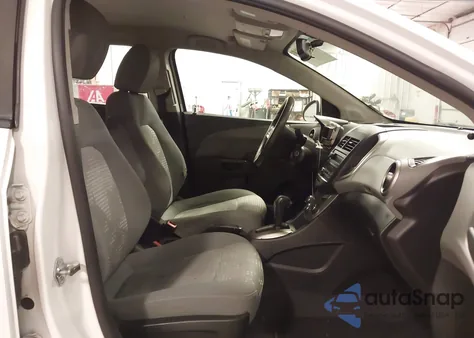 2016 Chevrolet Sonic Ls Auto z USA, uszkodzony, nr VIN 1G1JA6SH2G4174462